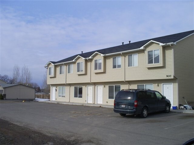 Building Photo - 920 E Main St