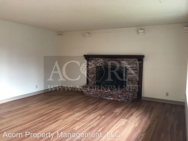 Building Photo - 980 V St
