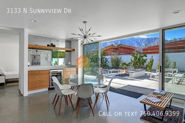 Foto del edificio - 3133 N Sunnyview Dr