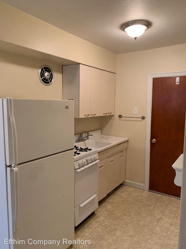 Foto del edificio - 5605-5617 Bischoff Ave