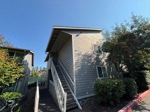 Building Photo - 3538 Northwest Ave