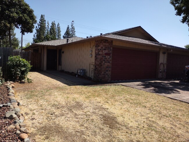 Building Photo - 9278 Corinthian Cir