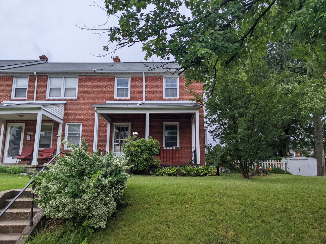 1254 Meridene Dr, Baltimore, MD 21239 Townhouse for Rent in Baltimore