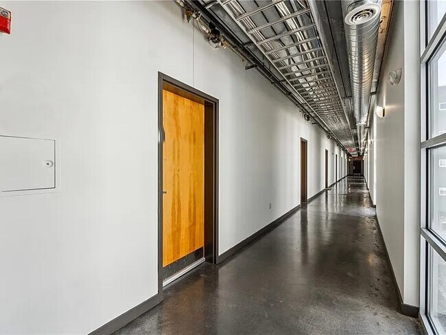 Foto del edificio - 620 Glen Iris Dr NE