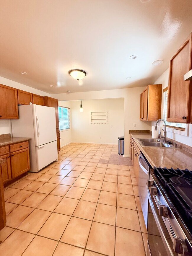 Foto del edificio - Luxury 1 Bedroom 1 Bathroom Available Now!