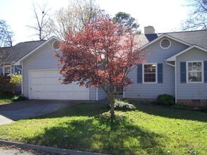 Building Photo - 1337 Woodridge Dr