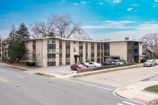 Foto del edificio - 2647 Burr Oak Ave