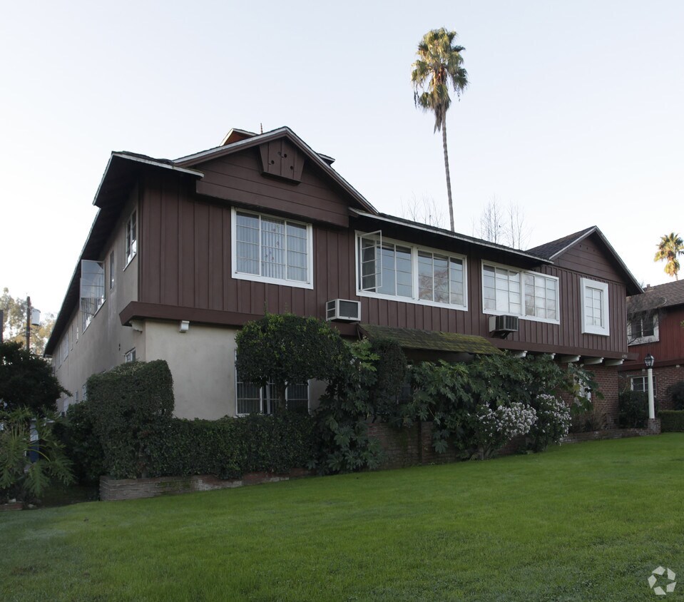 11960 Moorpark St, Studio City, CA 91604 Apartments 11960 Moorpark St