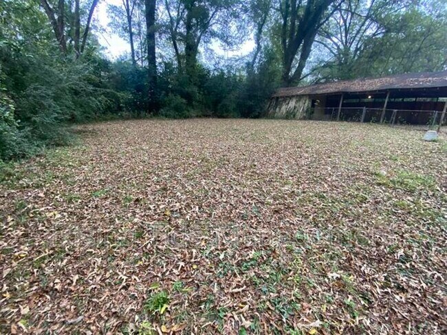 Foto del edificio - 939 Catherine St