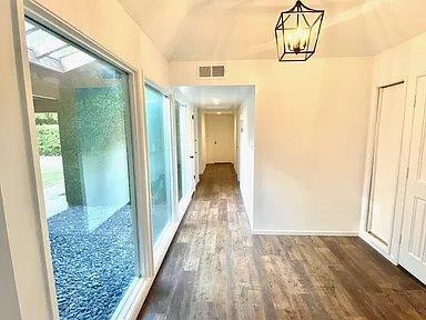 Foto del edificio - 6461 N Haslam Ave