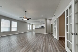 Building Photo - 9435 Edgeloch Dr