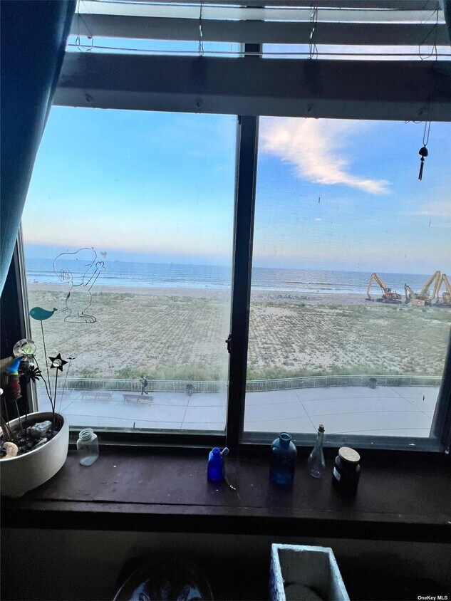 Foto del edificio - 129 Beach 118th St