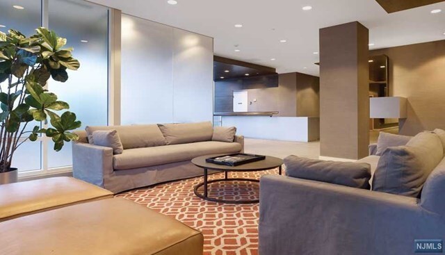 Foto del edificio - 800 12th St