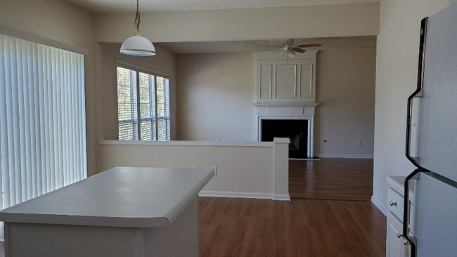 Building Photo - 3531 Chasefield Way