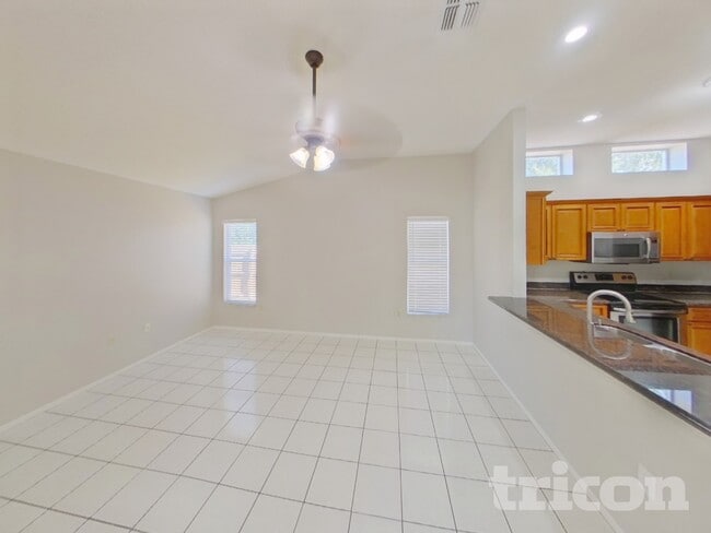 Building Photo - 4111 11th Ave E