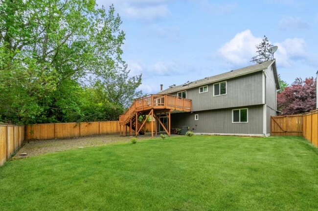 Foto del edificio - 4 bedroom in Bothell WA 98021