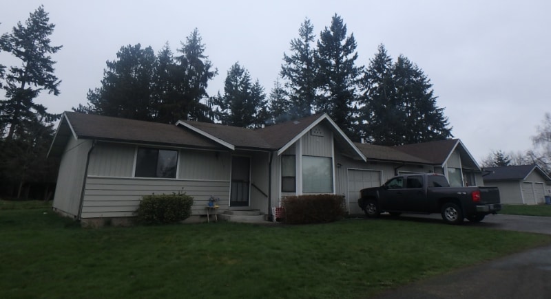 Foto principal - 213 126th St E