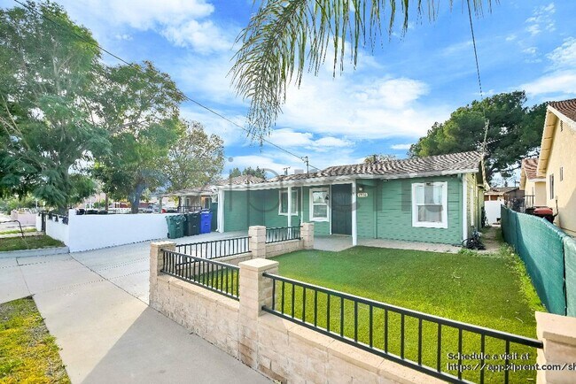 Foto del edificio - 7936 Alder Ave