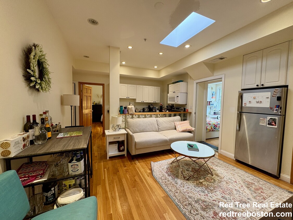 Foto principal - 1802 Beacon St