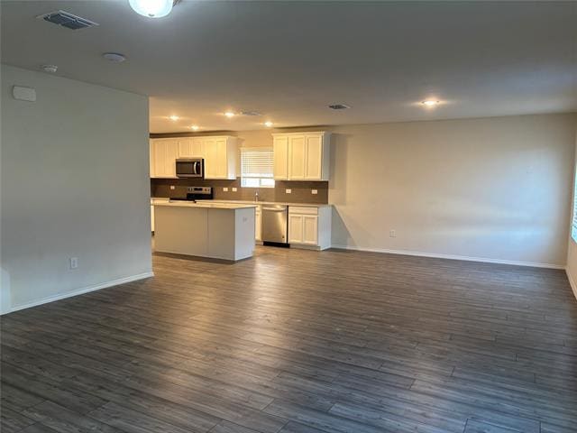 Foto del edificio - 1441 Lumberton Dr