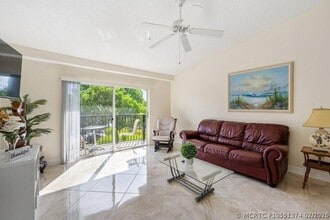 Building Photo - 1100 Crestwood Ct S