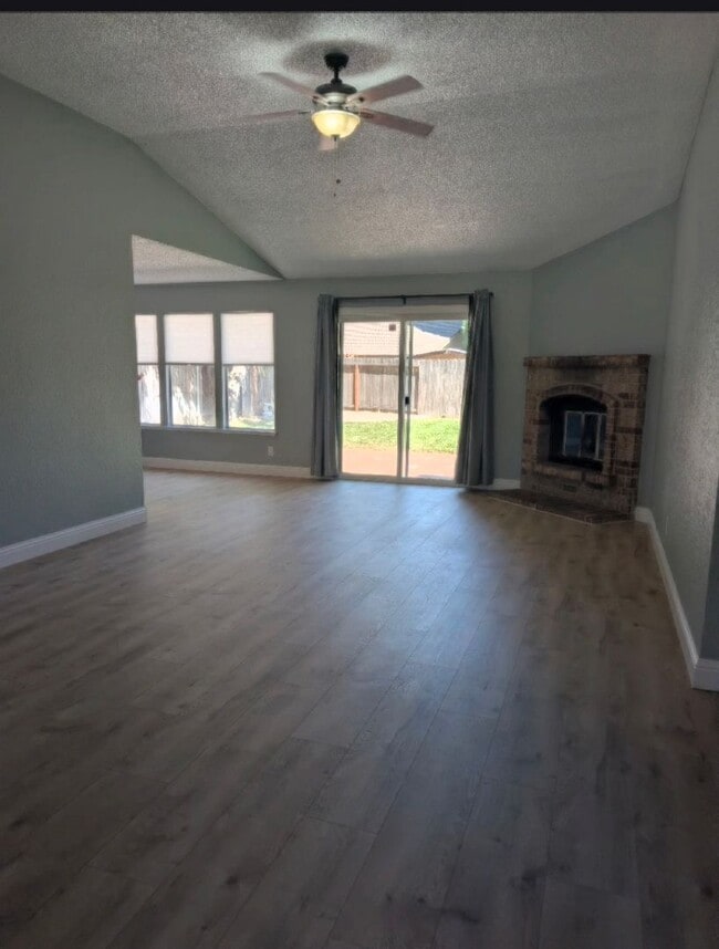 Building Photo - 1157 Socorro Way