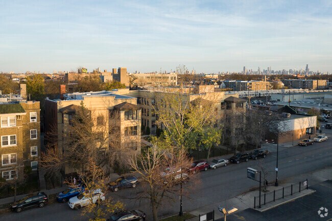 Aerial Photo - 4815 N Kimball Ave