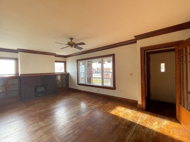 Foto del edificio - 5273 Pearl Rd