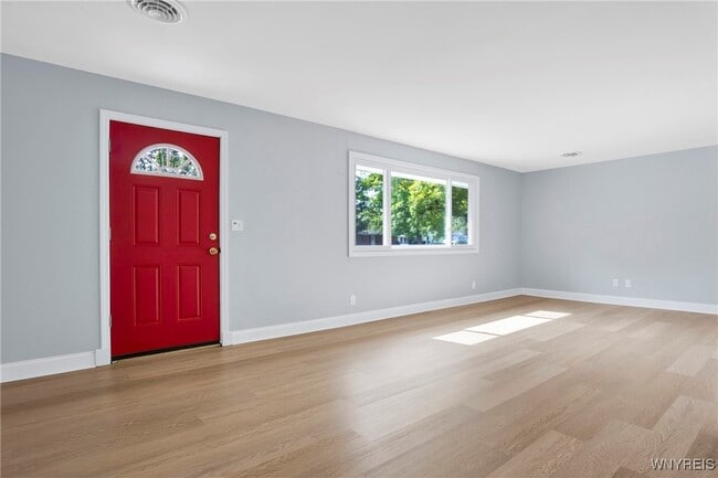 Building Photo - 28 Campus Dr W