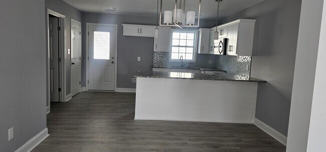 Foto del edificio - 1265 Cross Creek Cir