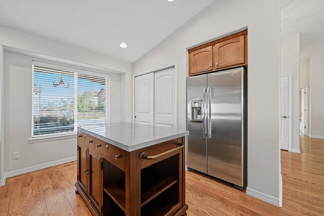Building Photo - $2,645.95, 4-bed, 3-bath, located in Colorado Springs with a stunning backyard.