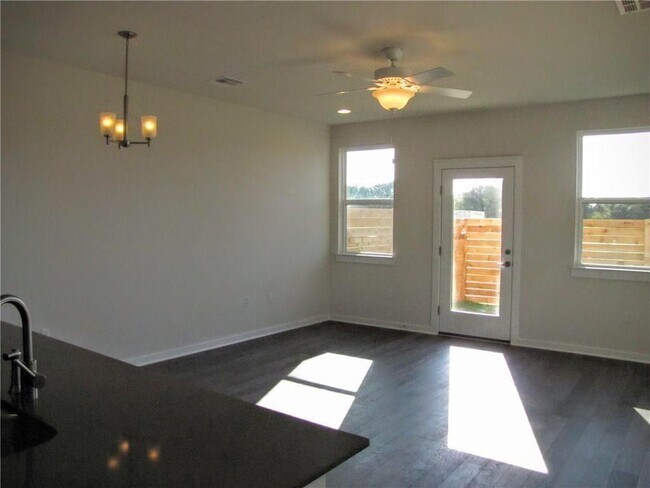 Building Photo - 8936 Parker Ranch Cir