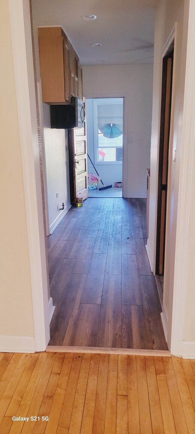 Foto del edificio - 3807 N Narragansett Ave