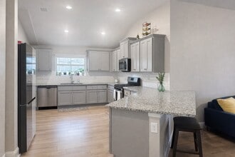 Building Photo - 13317 Silver Egret Ln