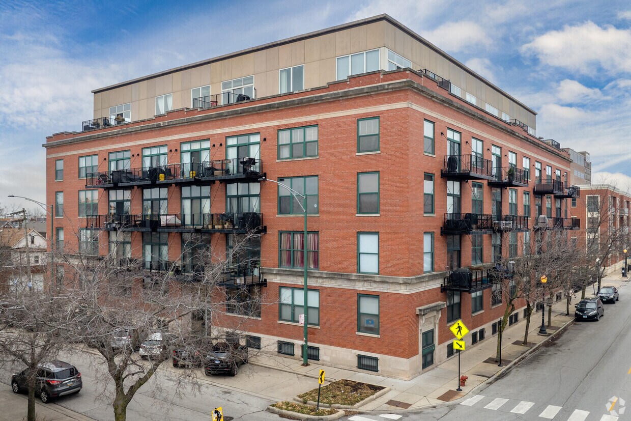 Calle Sangamon 3500 S. - Union Lofts Condominium