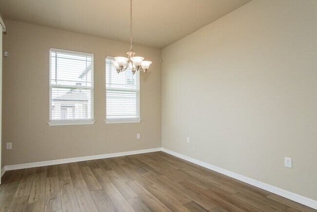 Building Photo - 2223 Huntsman Rdg Rd