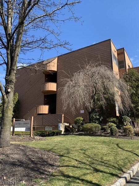 Foto principal - 971 Bloomfield Ave