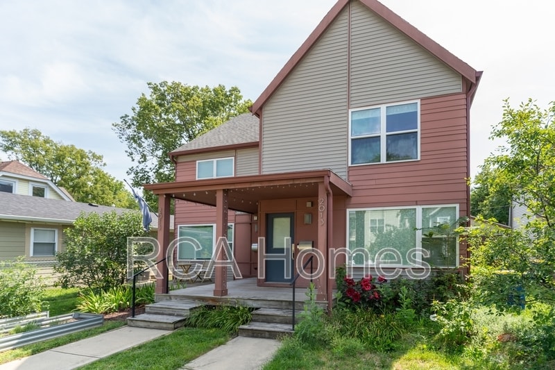 Photo - 2013 Bellefontaine Street