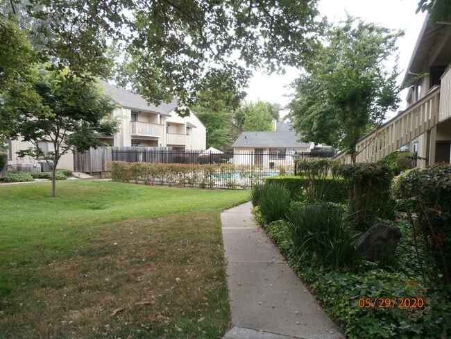 Building Photo - 4839 Vir Mar St
