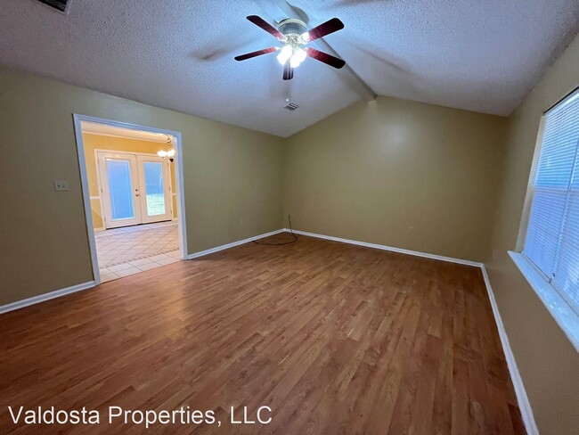 Foto del edificio - 3 br, 2 bath House - 4012 Sandy Run