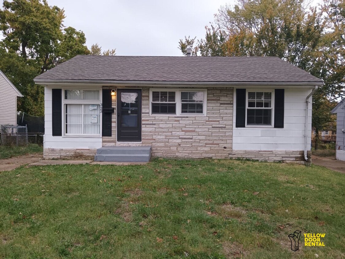 323 Crawford Rd, St. Louis, MO 63137 House Rental in St. Louis, MO