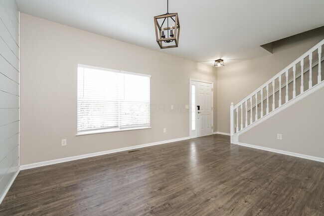 Foto del edificio - 165 Butternut Pass