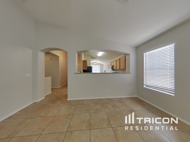 Foto del edificio - 3426 W Wayland Dr