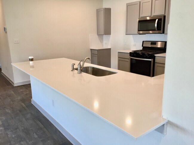 Foto del edificio - 302 Big Sandy Creek Dr