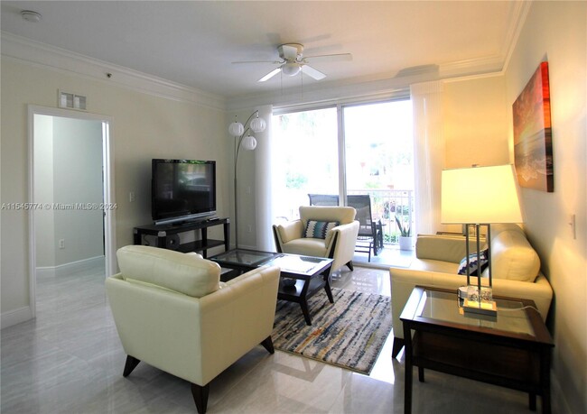 Building Photo - 4206 Myrtlewood Cir E