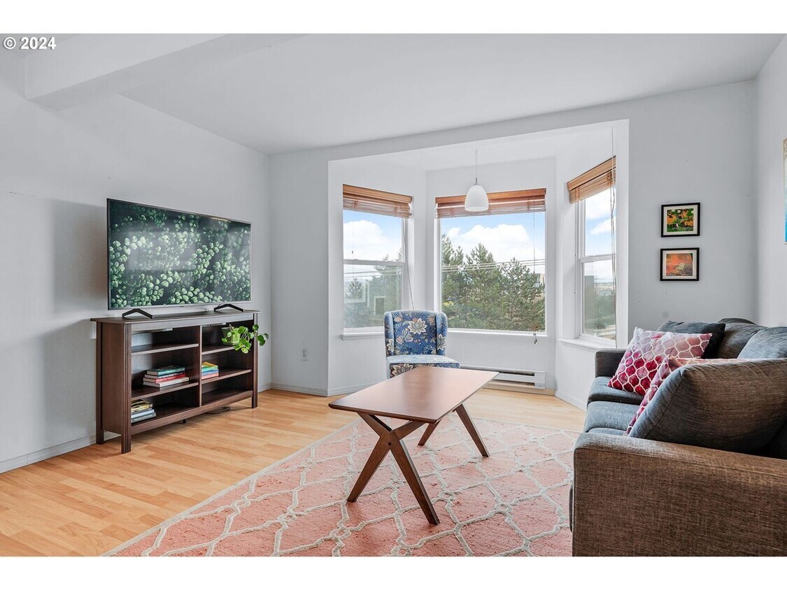 Primary Photo - **$500 OFF FIRST FULL MONTHS RENT** Most U...