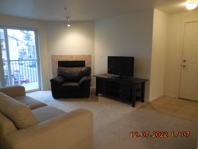 Foto del edificio - 750 NW 185th Ave