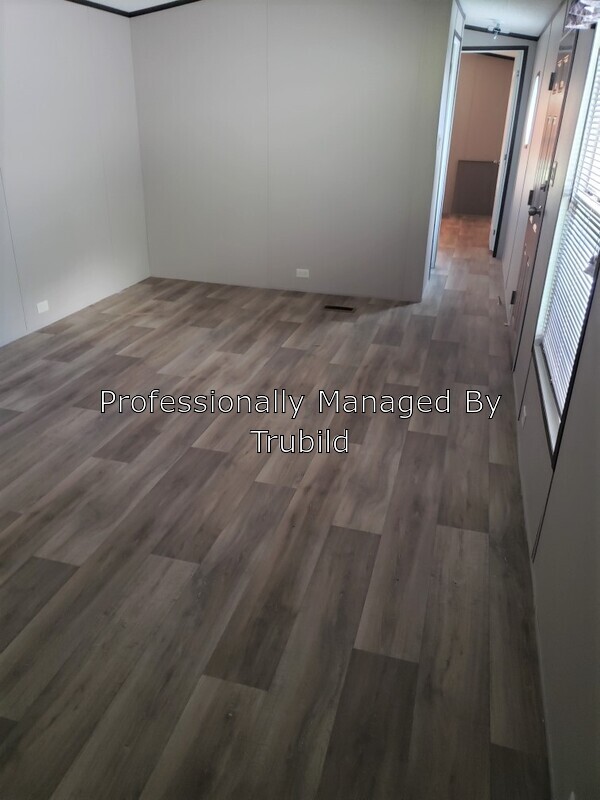 Building Photo - 128 Bent Tree Cir