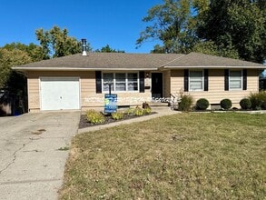 Building Photo - 602 SE 4th Terrace