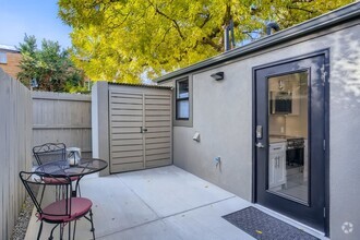 Building Photo - 1157 Josephine St